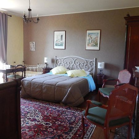 Chambres D'Hotes - Domaine Des Perrieres Crux-la-Ville Rum bild