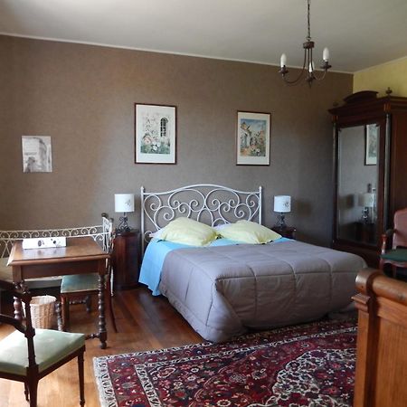 Chambres D'Hotes - Domaine Des Perrieres Crux-la-Ville Rum bild