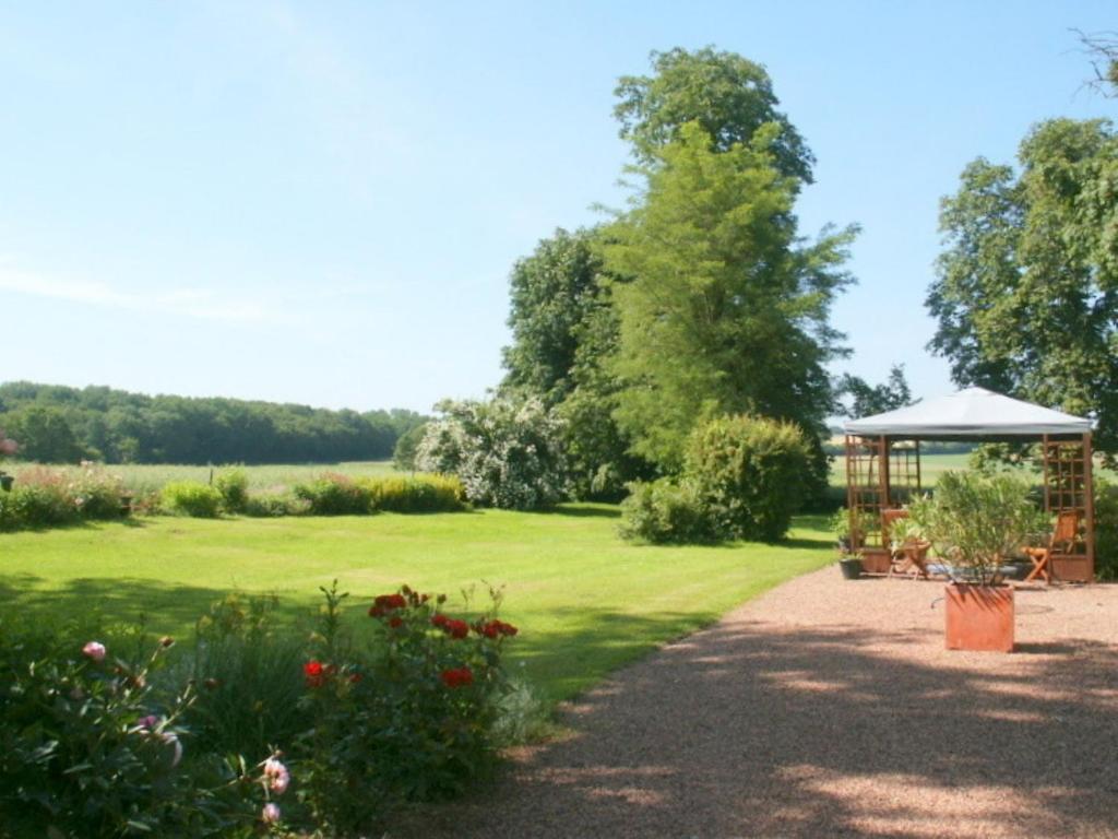 Chambres D'Hotes - Domaine Des Perrieres Crux-la-Ville Exteriör bild